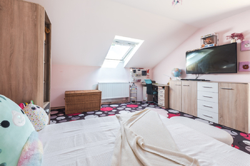 Prodej domu 550 m², Praha 9 - Hloubětín