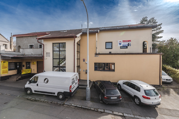 Prodej domu 550 m², Praha 9 - Hloubětín