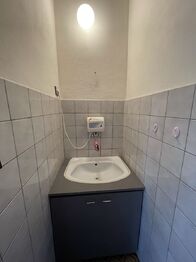 Pronájem obchodních prostor 125 m², Vsetín