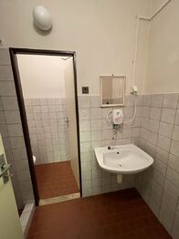 Pronájem obchodních prostor 125 m², Vsetín