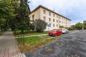 Prodej bytu 1+1 v osobním vlastnictví 29 m², Praha 9 - Letňany