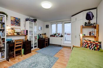 Pronájem bytu 2+1 v osobním vlastnictví 75 m², Brno