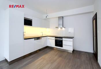 Pronájem bytu 2+kk v osobním vlastnictví 55 m², Praha 9 - Střížkov