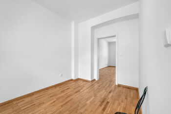 Prodej bytu 2+1 v osobním vlastnictví 55 m², Praha 5 - Smíchov