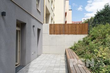 Prodej bytu 2+kk v osobním vlastnictví 71 m², Praha 6 - Dejvice