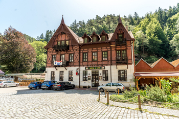 Prodej ubytovacího zařízení 610 m², Hřensko