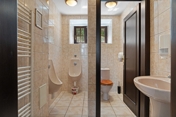 Prodej ubytovacího zařízení 610 m², Hřensko
