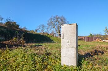 Prodej pozemku 2886 m², Stavěšice