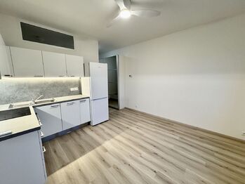 Pronájem bytu 1+kk v osobním vlastnictví 31 m², Brno