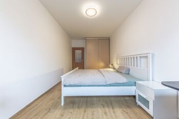 Prodej bytu 2+kk v osobním vlastnictví 55 m², Praha 9 - Vysočany