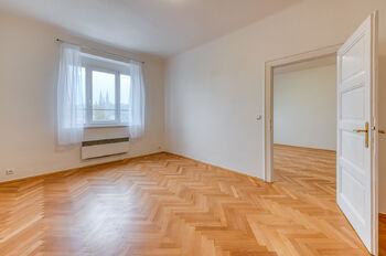 Pronájem bytu 2+1 v osobním vlastnictví 55 m², Praha 5 - Smíchov