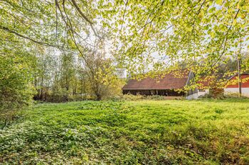 Pohled z pozemku. - Prodej pozemku 1149 m², Horní Radouň