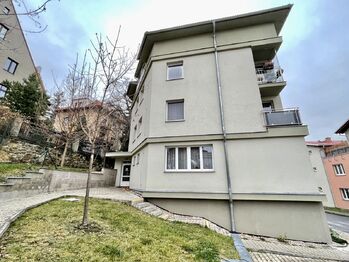 Prodej bytu 2+kk v osobním vlastnictví 57 m², Praha 8 - Libeň