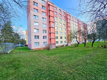 Prodej bytu 3+1 v osobním vlastnictví 70 m², Klášterec nad Ohří