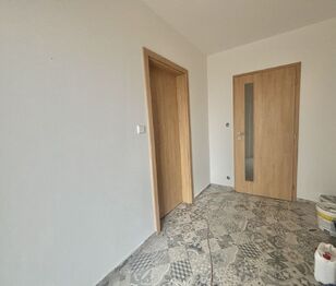 Pronájem domu 85 m², Rozstání