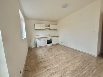 Pronájem domu 85 m², Rozstání