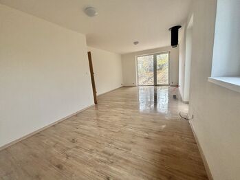 Pronájem domu 85 m², Rozstání