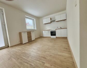 Pronájem domu 85 m², Rozstání