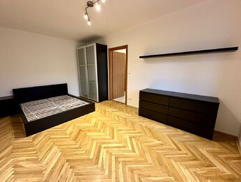 Pronájem bytu 1+1 v osobním vlastnictví 40 m², Praha 9 - Kbely