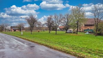 Prodej pozemku 2190 m², Podhořany u Ronova