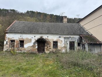 Prodej domu 342 m², Zbečno