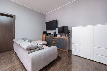 Prodej bytu 2+kk v osobním vlastnictví 69 m², Karlovy Vary