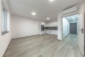 Pronájem bytu 3+kk v osobním vlastnictví 69 m², Kladno