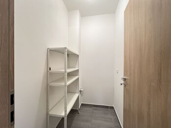 Prodej bytu 2+kk v osobním vlastnictví 48 m², Praha 10 - Uhříněves