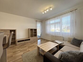 Prodej bytu 2+kk v osobním vlastnictví 48 m², Praha 10 - Uhříněves