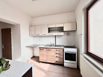 Pronájem bytu 2+1 v osobním vlastnictví 68 m², Teplice