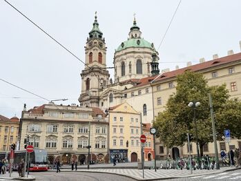 Prodej bytu 2+1 v osobním vlastnictví 74 m², Praha 1 - Malá Strana