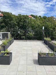 Prodej bytu 1+kk v osobním vlastnictví 27 m², Praha 2 - Vinohrady