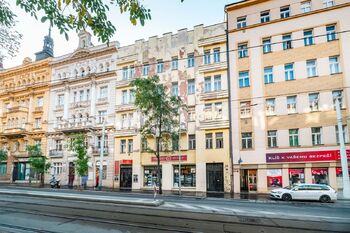 Prodej bytu 2+1 v osobním vlastnictví 80 m², Praha 2 - Vinohrady