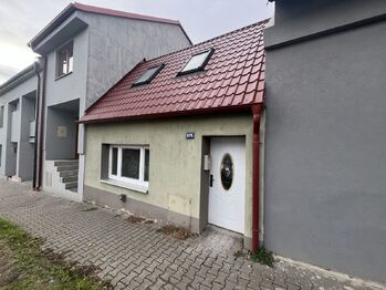 Pronájem domu 55 m², Uherský Brod