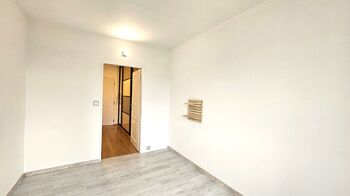 Pronájem bytu 2+kk v osobním vlastnictví 41 m², Praha 10 - Strašnice