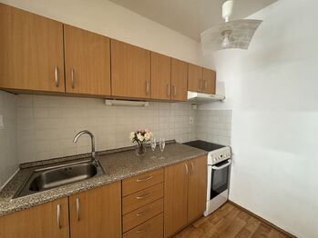 Prodej bytu 2+kk v osobním vlastnictví 43 m², Praha 5 - Stodůlky