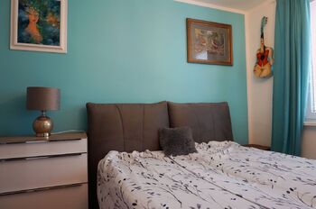 Ložnice (12,06 m2) - Prodej bytu 3+1 v osobním vlastnictví 79 m², Valašské Klobouky