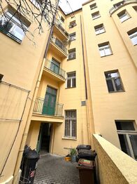 Pronájem bytu 3+kk v osobním vlastnictví 84 m², Praha 4 - Nusle