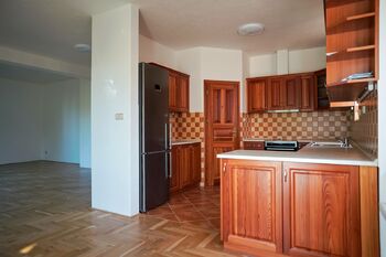 Pronájem domu 448 m², Praha 6 - Ruzyně