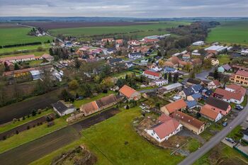 Prodej pozemku 1113 m², Vykáň