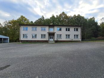 administrativní budova - Pronájem skladovacích prostor 12718 m², Protivín