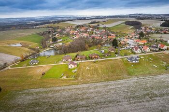 Prodej pozemku 1000 m², Krtov