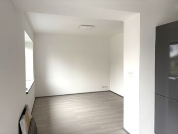 Obývací pokoj - Pronájem bytu 3+kk v osobním vlastnictví 63 m², Praha 9 - Letňany