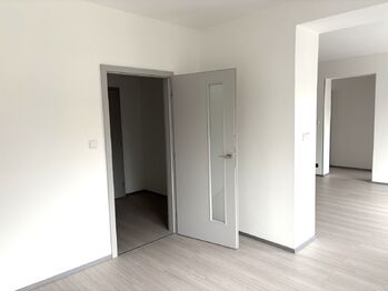 Obývací pokoj - Pronájem bytu 3+kk v osobním vlastnictví 63 m², Praha 9 - Letňany