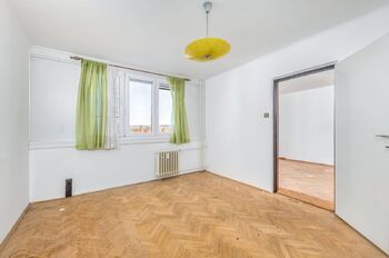 ložnice - Prodej bytu 3+1 v osobním vlastnictví 68 m², České Budějovice