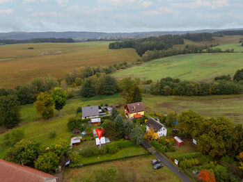 Prodej pozemku 805 m², Dolní Hbity