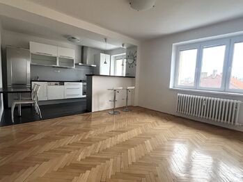 Pronájem bytu 2+kk v osobním vlastnictví 65 m², Kladno