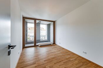 Prodej bytu 2+kk v osobním vlastnictví 62 m², Praha 5 - Smíchov