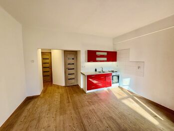 Kuchyňský kout - Pronájem bytu 1+kk v osobním vlastnictví 28 m², Praha 4 - Modřany