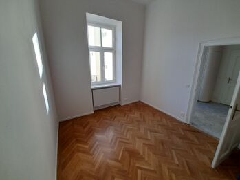 Prodej bytu 4+1 v osobním vlastnictví 143 m², Znojmo